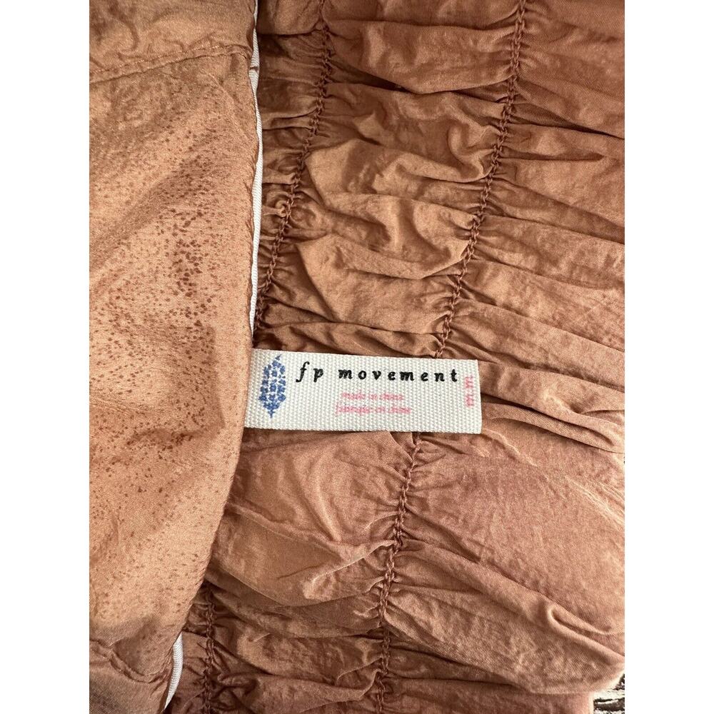 Free People FP Movement Womems Size Medium The Way Home‎ High Rise Shorts - Picture 6 of 9